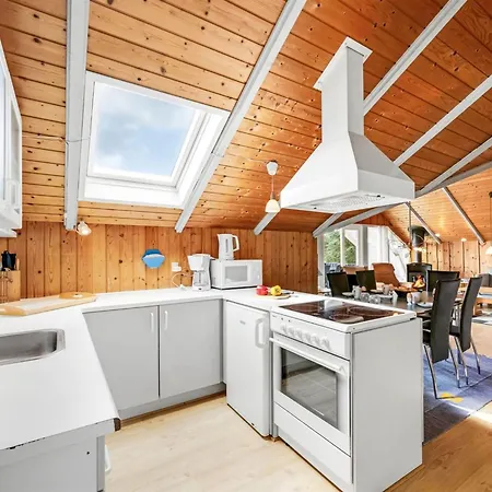 בית נופש Kadife - 100m From The Sea By Interhome *