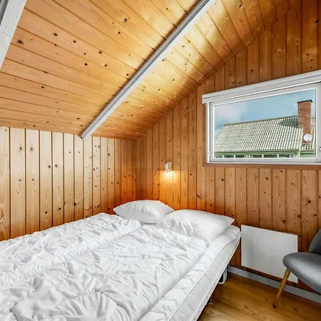 Dom wakacyjny Kadife - 100m From The Sea By Interhome